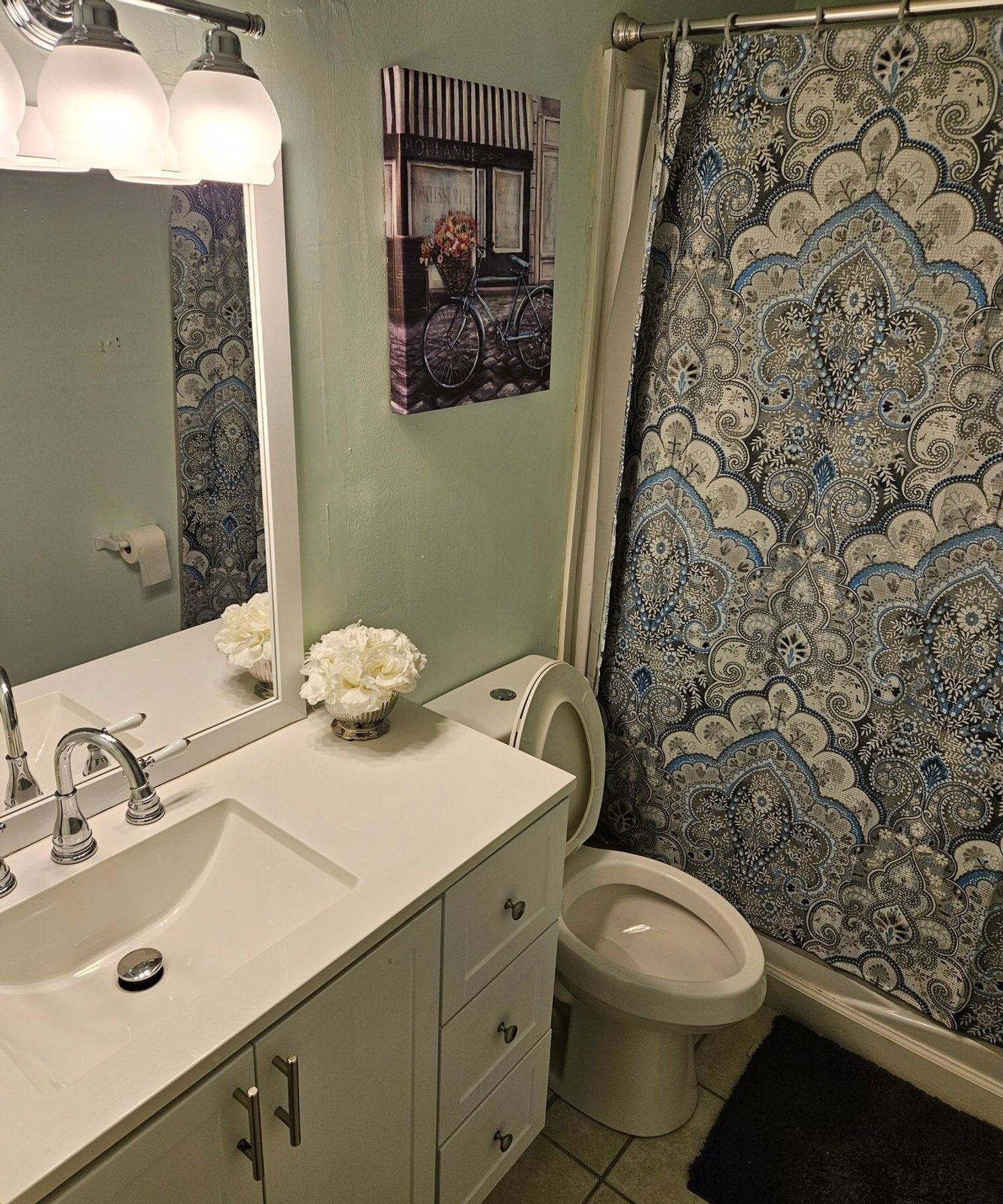 Building Photo - 2000 Greens Blvd