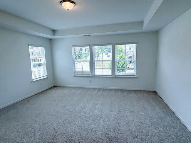 Building Photo - 575 Sausalito Walk