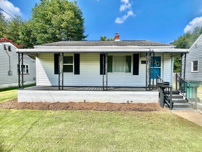 Building Photo - 5110 Kemp St