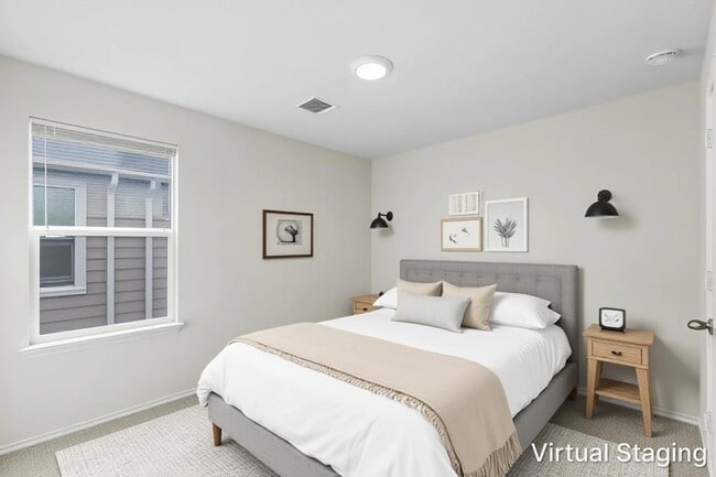 Building Photo - 133 Frogmore Lp