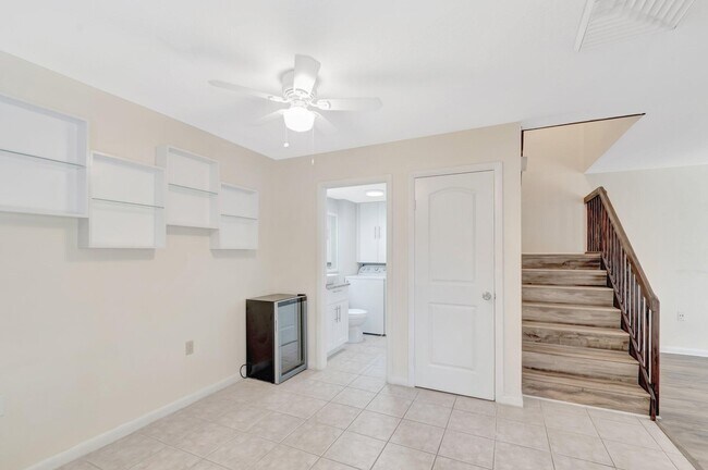 Building Photo - 579 Green Springs Pl
