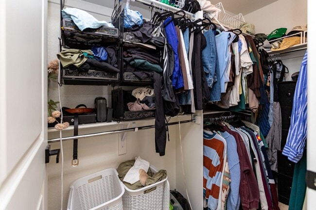 Building Photo - Stylish Three-Level Home in Banning Lewis Ranch!!