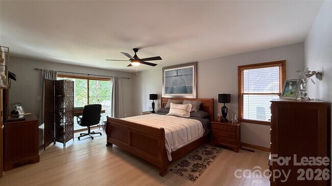 Building Photo - 16318 Stinson Cove Rd