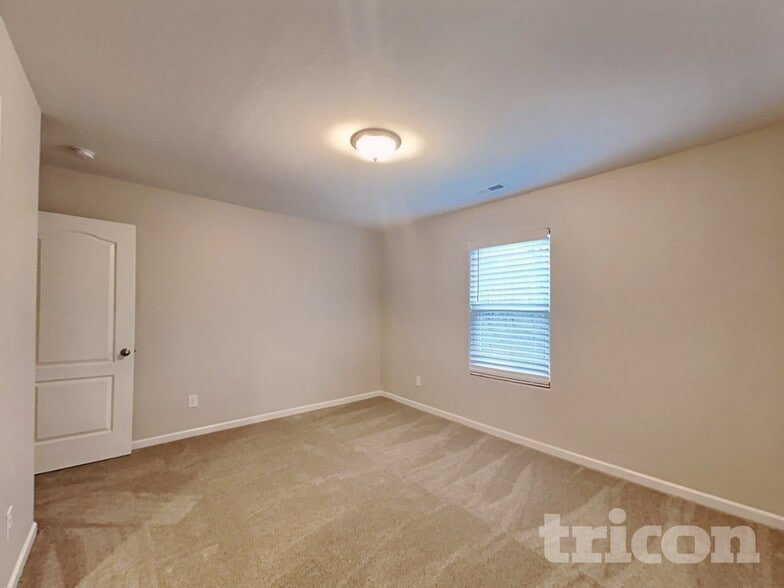 Building Photo - 945 Joselynn Drive