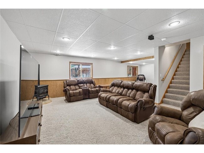 Building Photo - 4133 Sunset Trail N