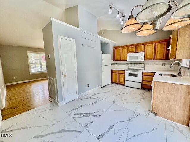 Building Photo - 65 Crooked Creek Run