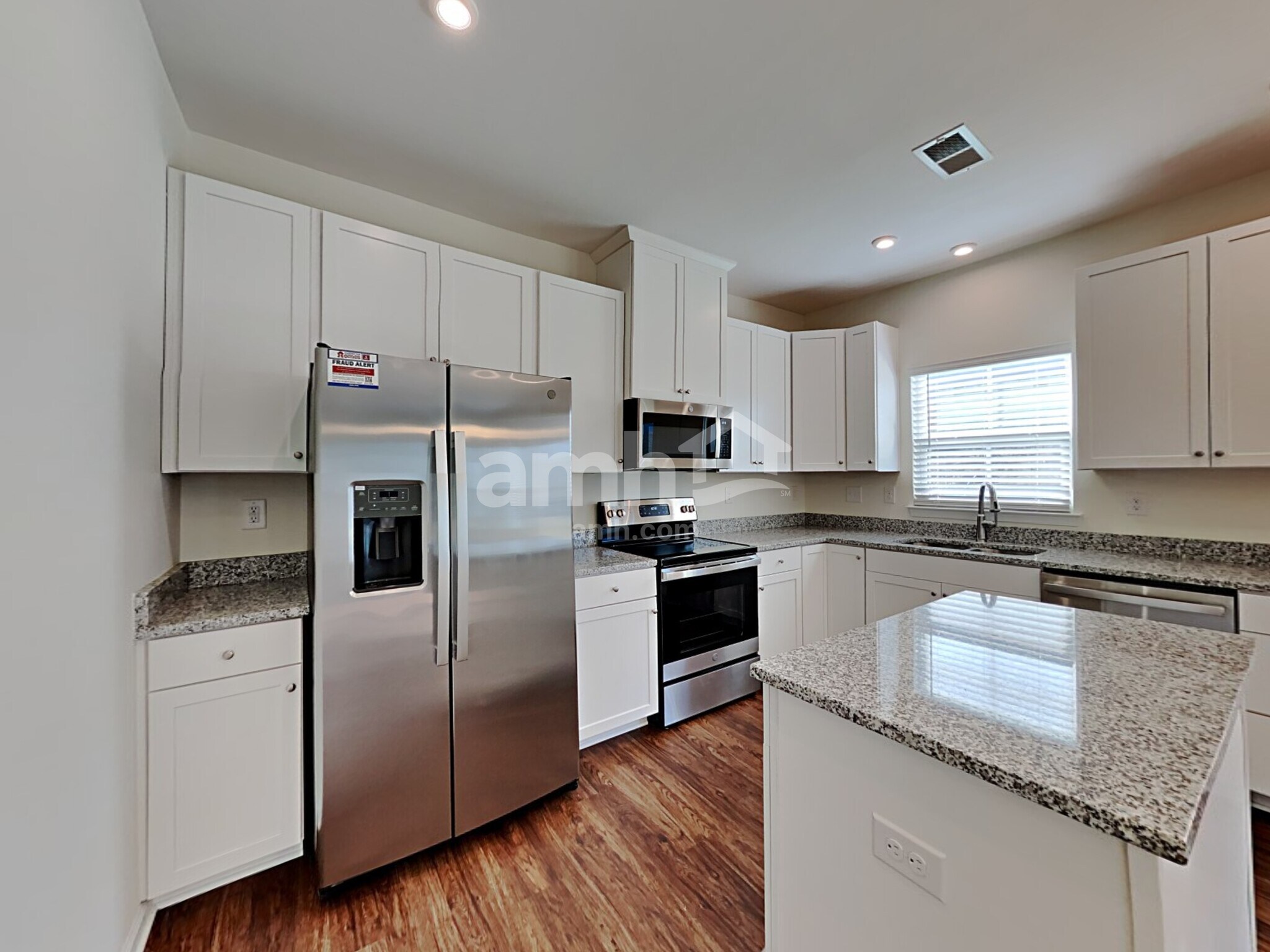 Building Photo - 624 Hamilton Pk Dr