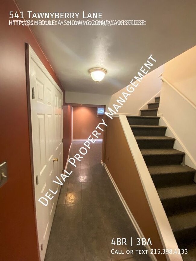 Building Photo - 541 Tawnyberry Ln