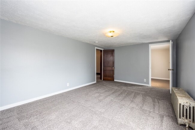 Building Photo - 757 Holt Rd