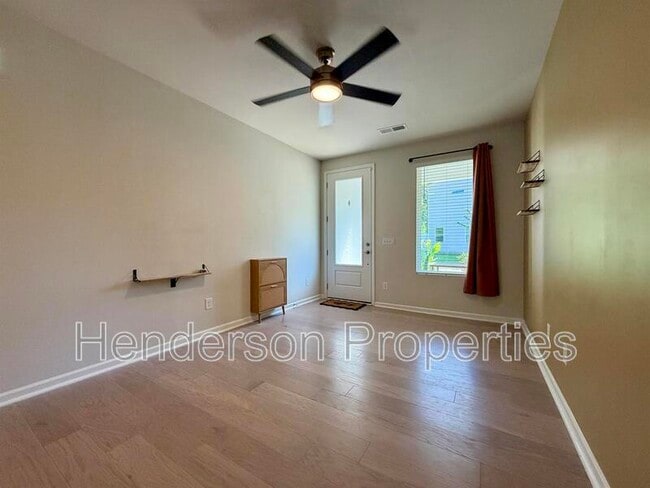 Building Photo - 5308 Somerset Hill Ln