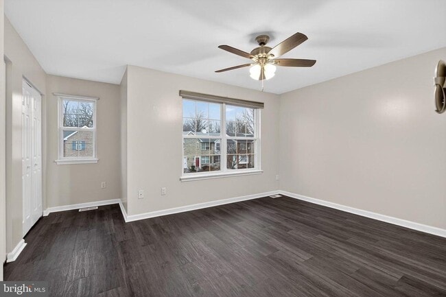 Building Photo - 613 Candlestick Ln