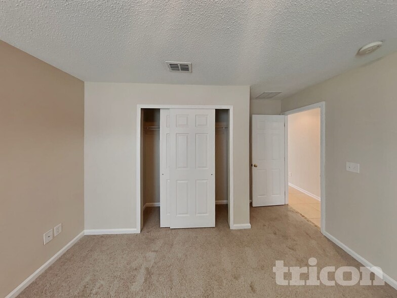 Building Photo - 12708 Black Angus Dr