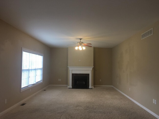 Building Photo - 3020 Blackford Pkwy