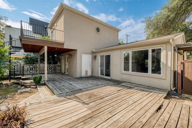 Building Photo - 1404 Juliet St