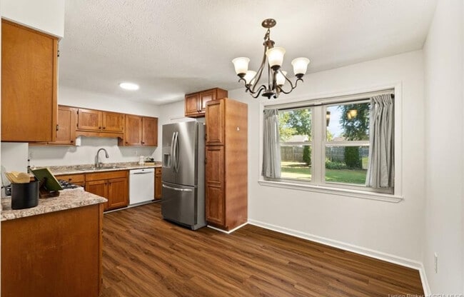 Building Photo - 2012 Blue Teal Ln