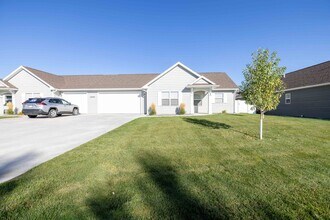 Building Photo - Newer 2 bedroom condo for rent!