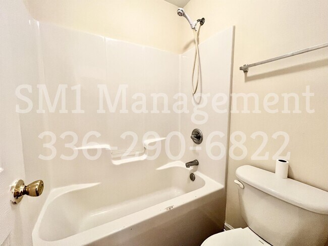 Building Photo - 121 Thomas St