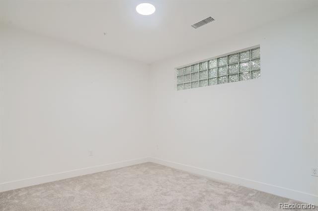 Building Photo - 3500 S Corona St