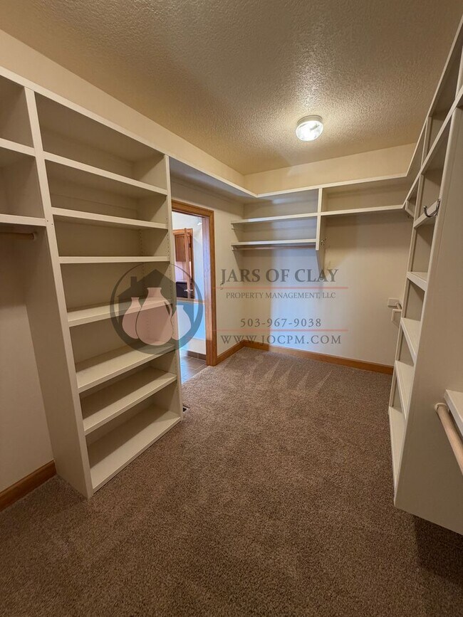 Building Photo - Custom Built Home with Lots of Unique Amenities- Workshop Area Plus 2 Car Garage!