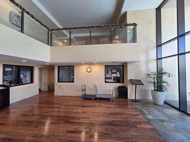 Building Photo - Immaculate Contemporary Living in Kaka‘ako- 2 bedroom, 2 bathroom, 1 covered parking stall, and I...