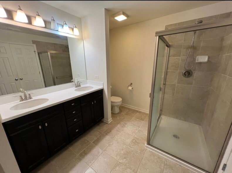 Building Photo - 4014 Pompton Ct