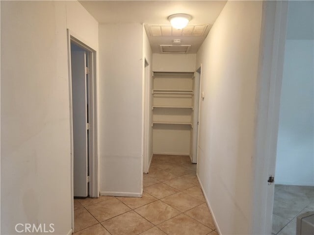 Building Photo - 36028 Dividing Line St