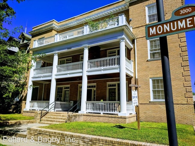 Building Photo - 3000 Monument Ave