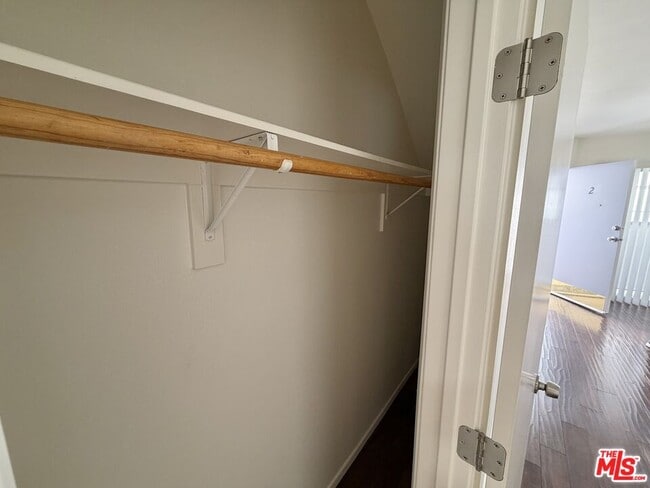 Building Photo - 11727 Mayfield Ave