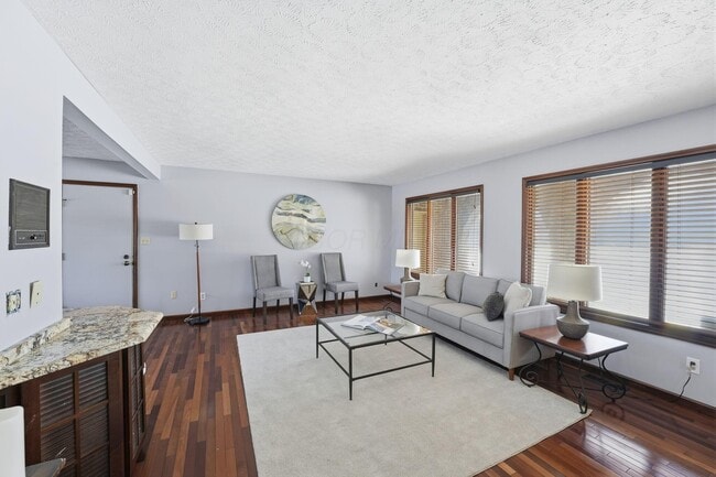 Building Photo - 13040 Duncan Plains Rd NW