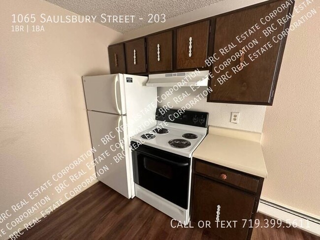 Building Photo - 1065 Saulsbury St