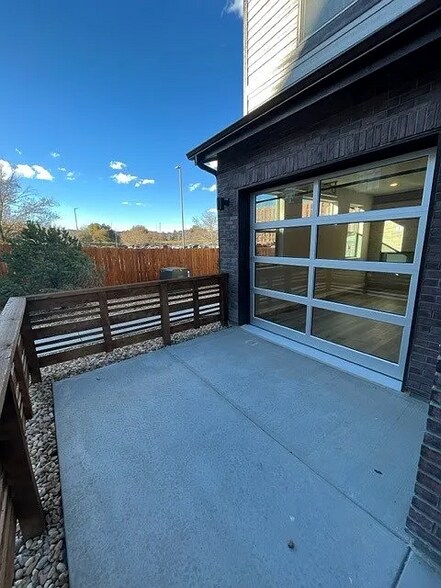 Building Photo - 10594 W 63rd Ln