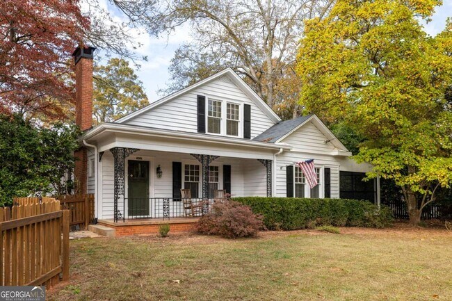 Building Photo - 5450 E Mountain St