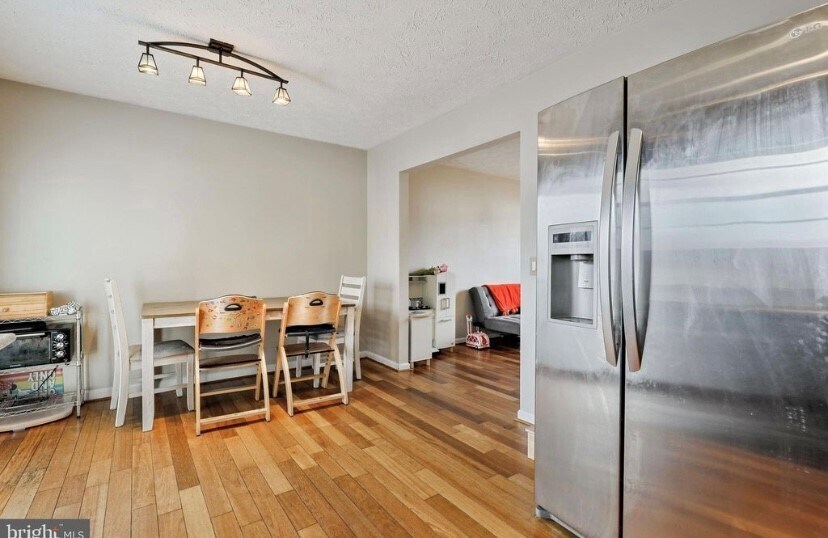 Building Photo - 7867 Pepperbox Lane