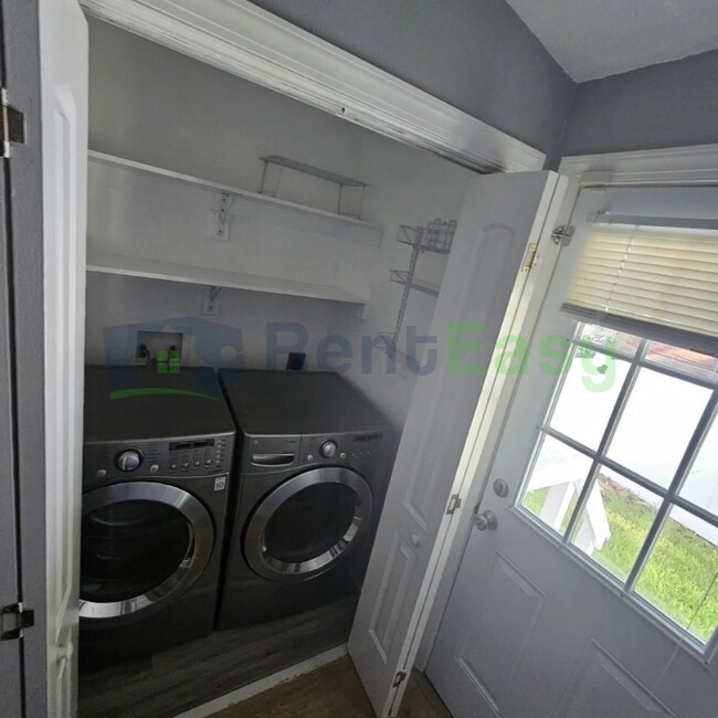 Building Photo - 420 Beacon Hill Cir