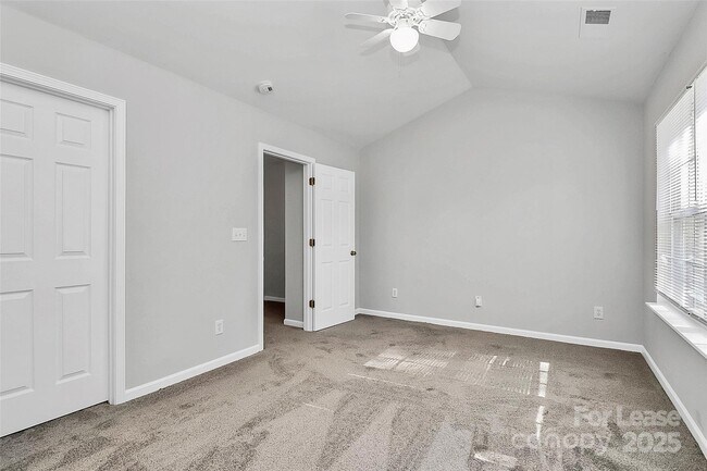 Building Photo - 11164 Saintsbury Pl