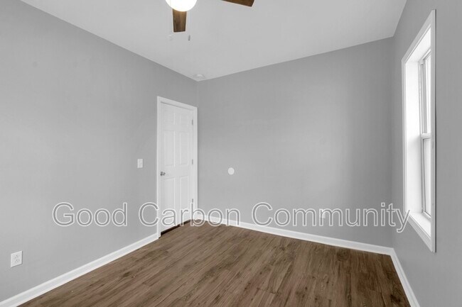 Building Photo - 2100 Delaware Ave