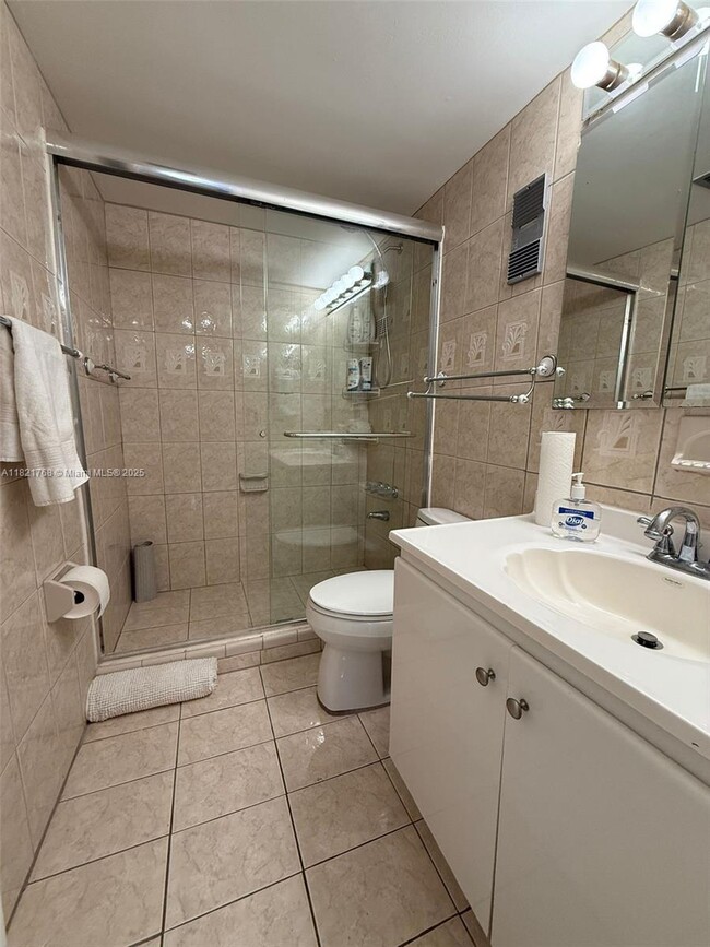 Building Photo - 6801 Indian Creek Dr