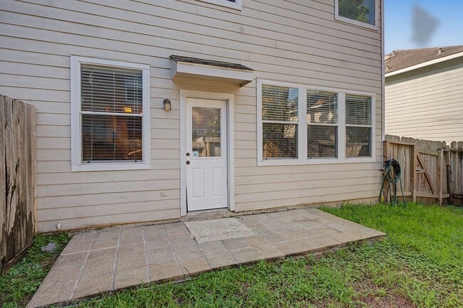 Building Photo - 43 S Camellia Grove Cir
