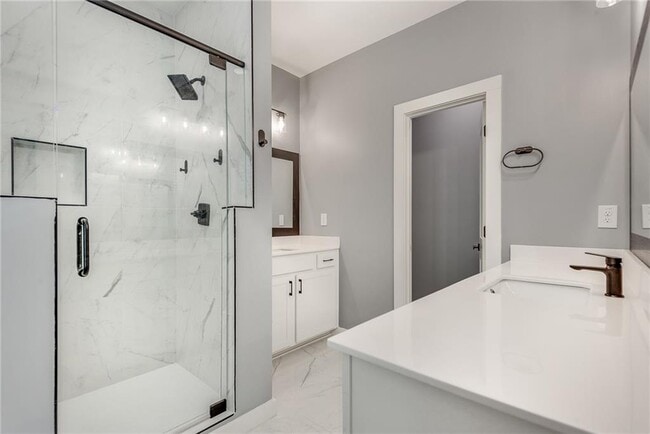 Building Photo - 1072 Brookglynn Trce