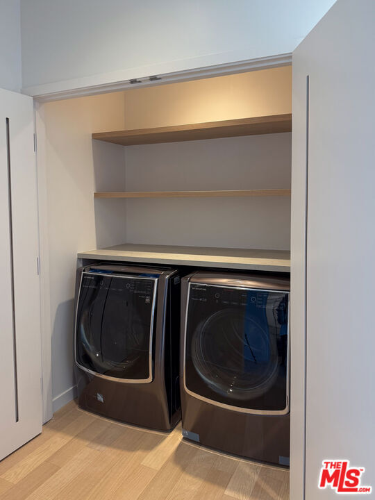 Building Photo - 700 Broadway