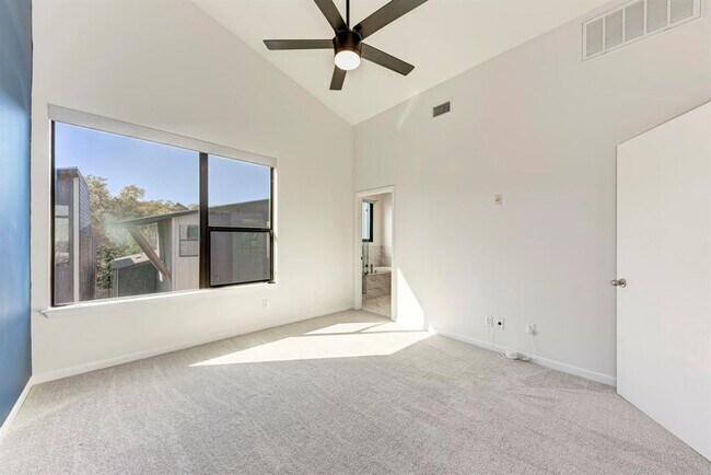 Building Photo - 3505 Charlotte Rose Drive