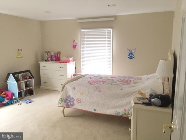 Building Photo - 11125 Hunt Club Dr