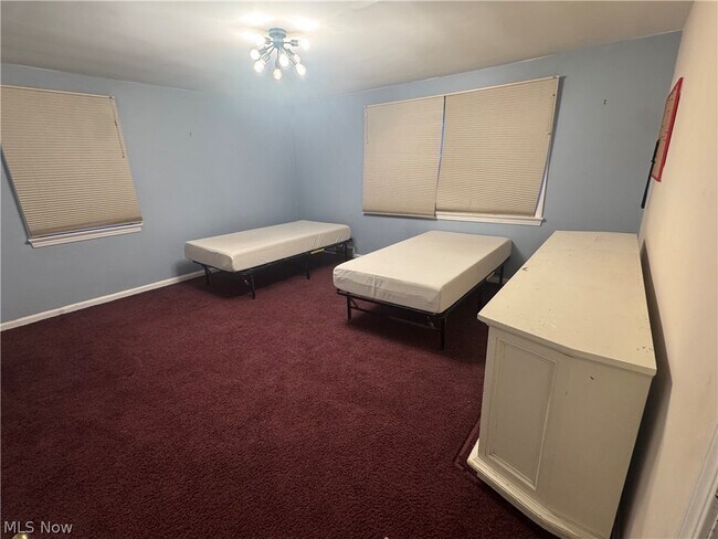 Building Photo - 4345 Baintree Rd