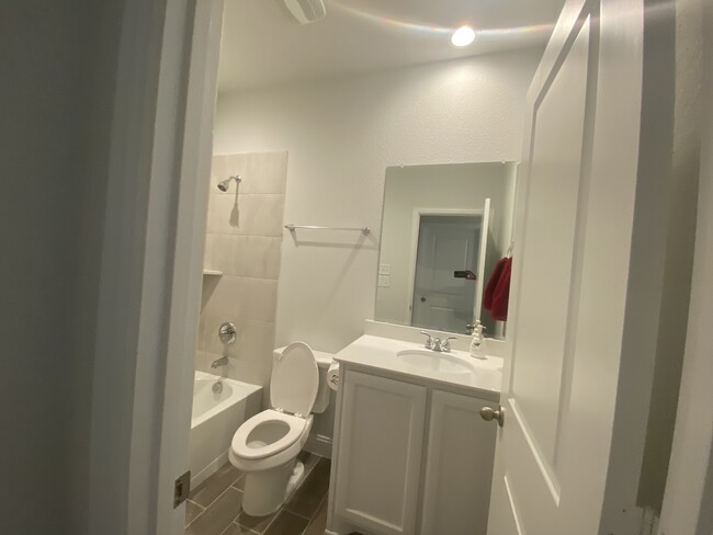 1st Floor Bathroom - 5509 Crosby Dr