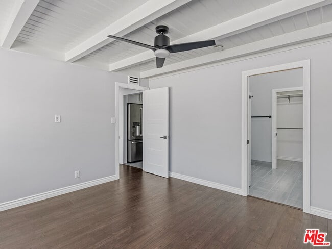 Building Photo - 7630 W 91st St