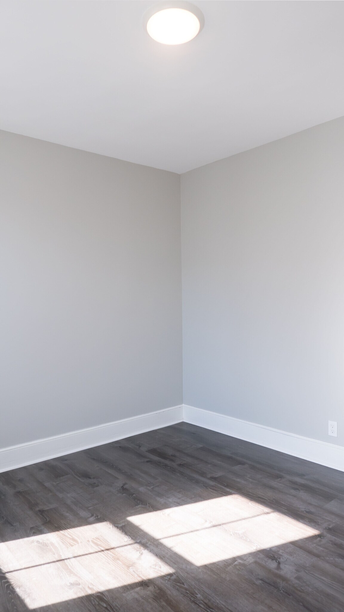 Building Photo - 268 Brown St