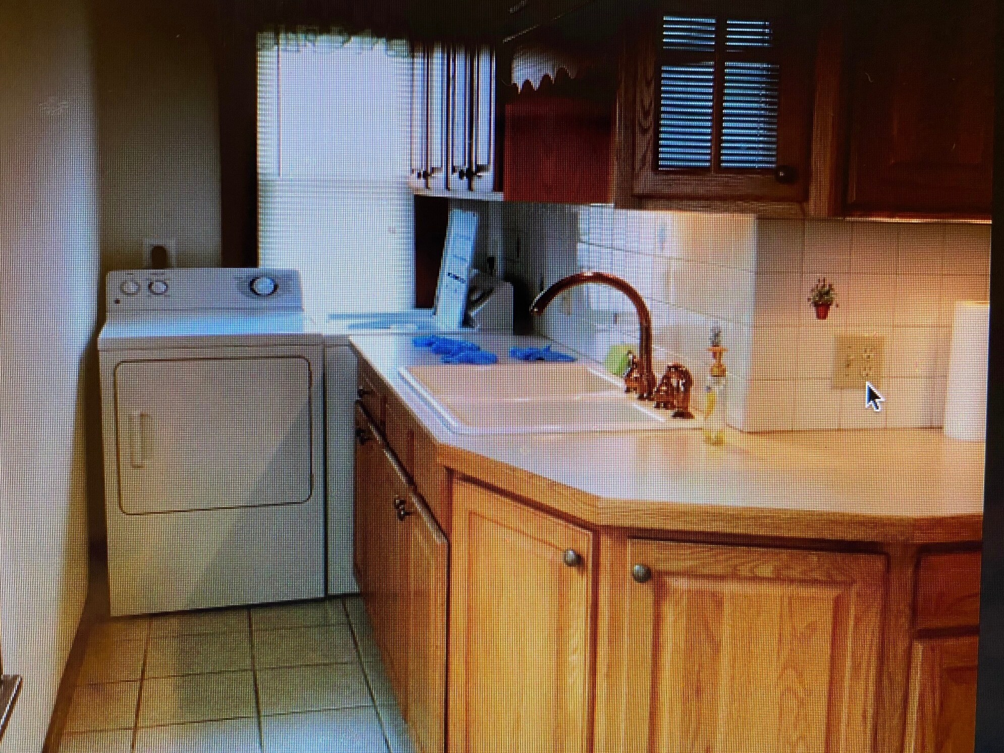 Building Photo - 5 Gardners Ln