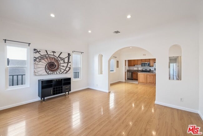 Building Photo - 3933 Woolwine Dr