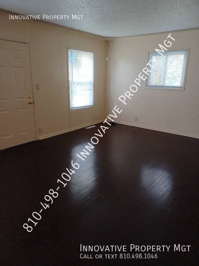 Building Photo - 2829 Plainfield Ave
