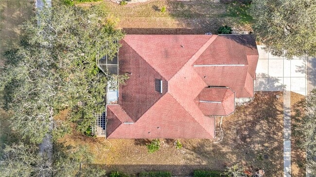 Building Photo - 16829 Midsummer Ln